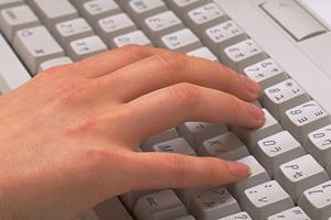 赤ちゃんの見守りにベビーモニター